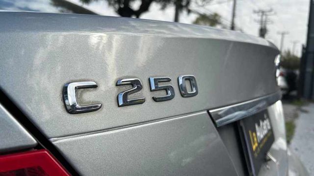 Mercedes Benz C250 Avantgarde (2014)