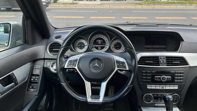 Mercedes Benz C250 Avantgarde (2014)