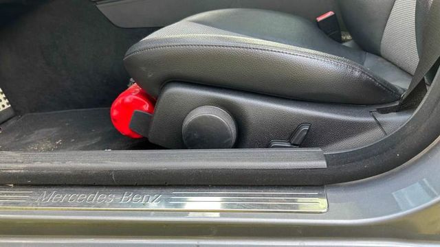 Mercedes Benz C250 Avantgarde (2014)