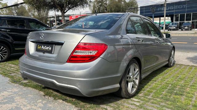 Mercedes Benz C250 Avantgarde (2014)