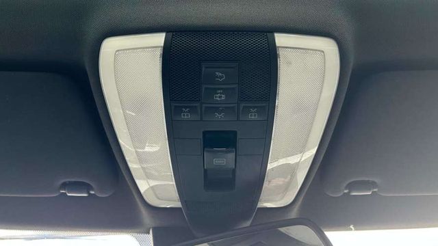 Mercedes Benz C250 Avantgarde (2014)