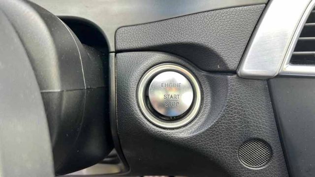 Mercedes Benz C250 Avantgarde (2014)