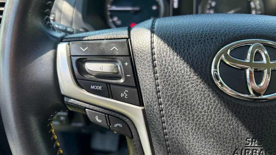 Toyota Land Cruiser Prado XV 4X4 4.0 (2023)