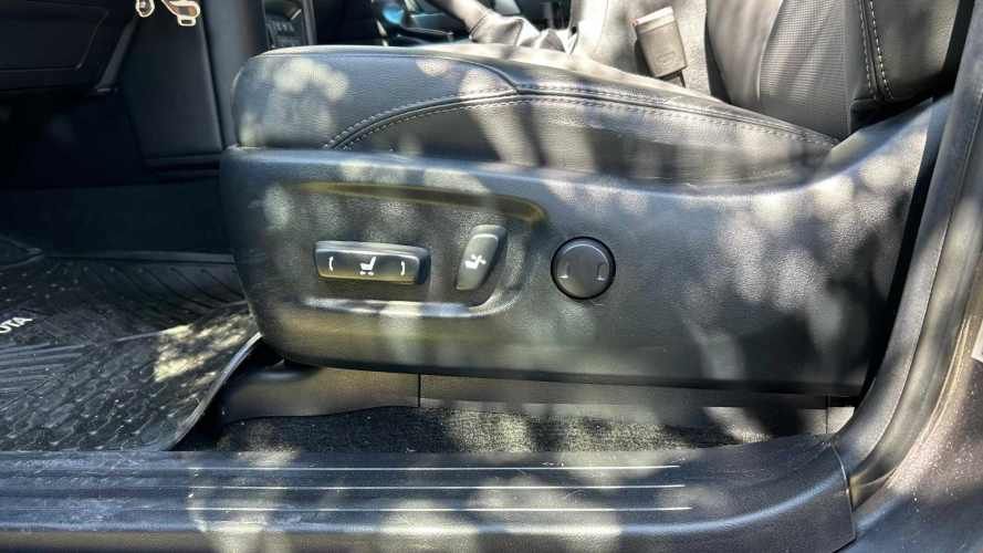 Toyota Land Cruiser Prado XV 4X4 4.0 (2023)