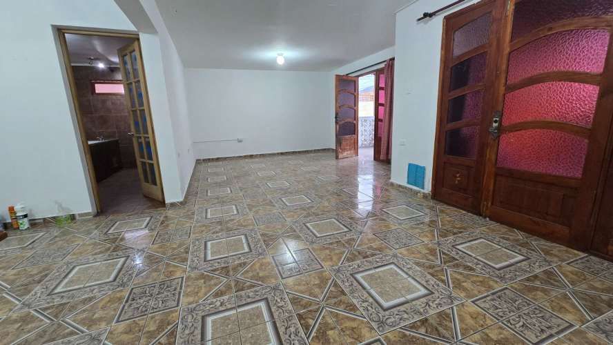 Casa Comercial Club Hipico