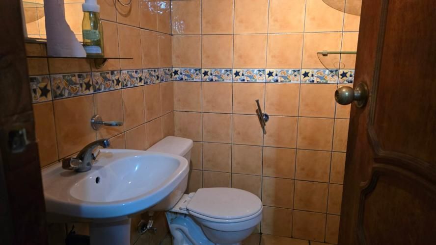 Casa Comercial Club Hipico