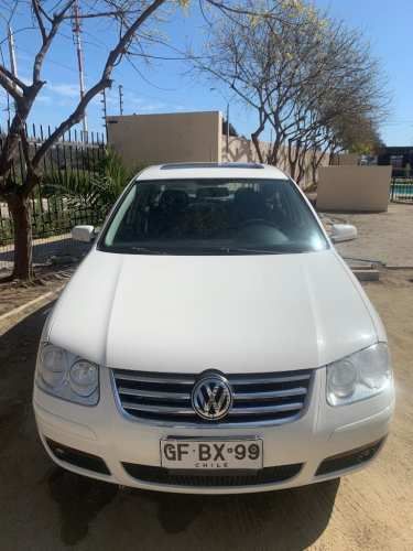 Auto Volkswagen Bora  2014