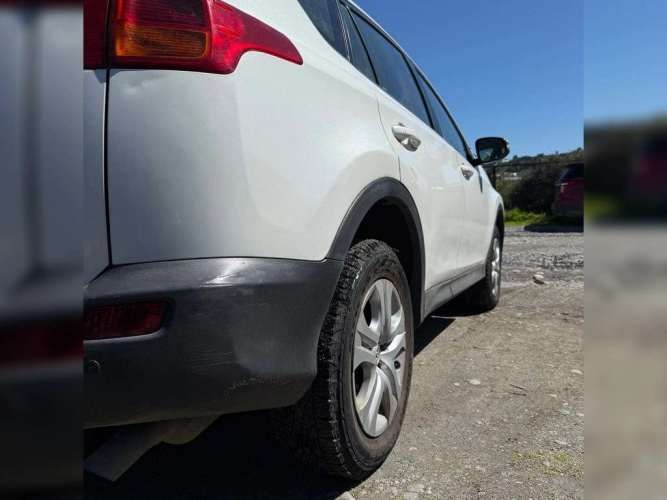 TOYOTA RAV4 2015