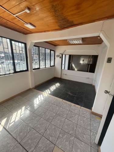 Arrienda dueña local con patente comercial, sin comision