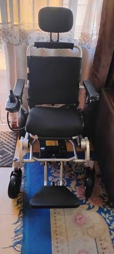 Silla de ruedas electrica liviana de aluminio medicaltec conversable