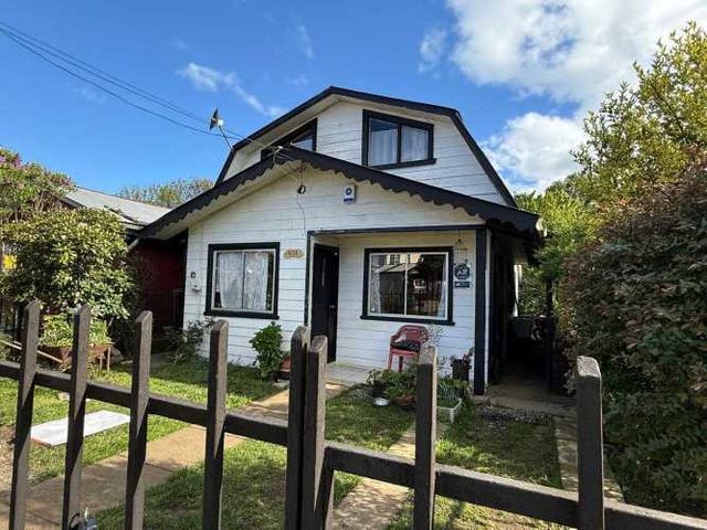 AMPLIA CASA 4 DORM EXCELENTE UBICACION (124599)