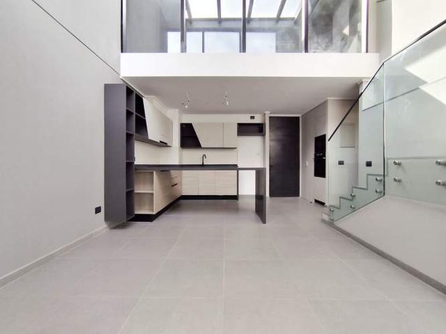 Av. Las Condes 10800 (1 Est /1 Bod) [3167-34]