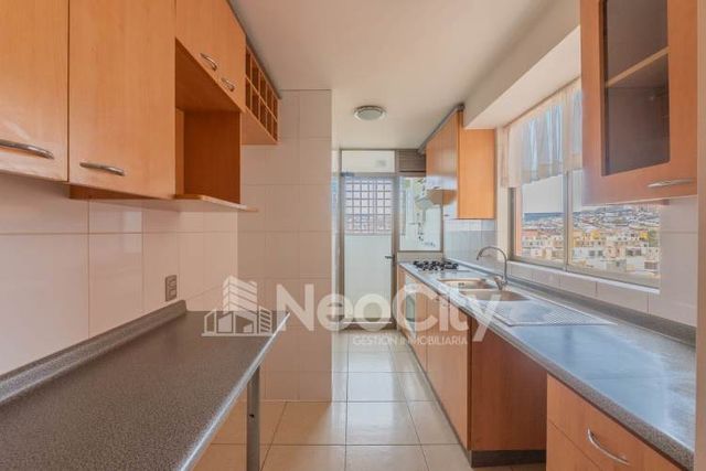 AMPLIO Y HERMOSO DEPARTAMENTO EN EDIFICIO EL FARO