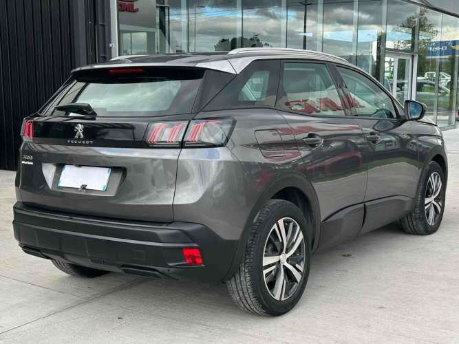 Peugeot 3008 2022 3008 Puretech 1.2