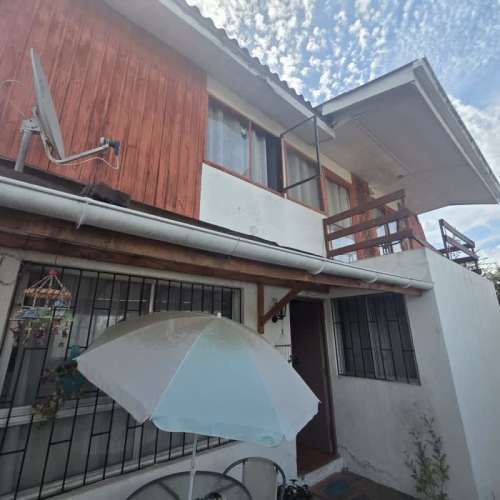 Hermosa y Amplia Casa Belloto Centro