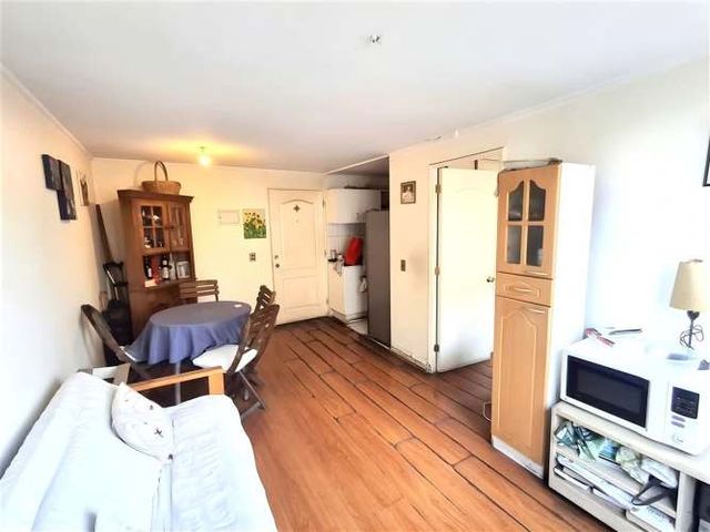 DEPARTAMENTO Monjitas / Jose Miguel de la barra