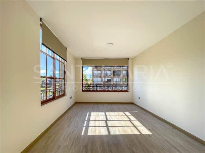 OFICINA Cataluña, Concepción