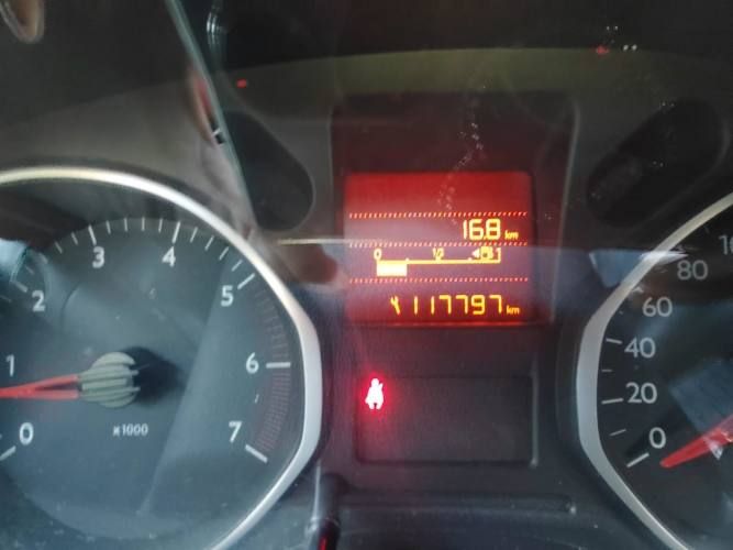 CITROËN C-ELYSËE 1.6 HDI EXCLUSIVE 2015