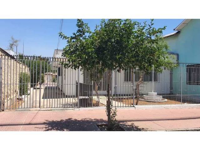 Arriendo/Venta casa 4D 2B amplio estacionamiento Los Andes