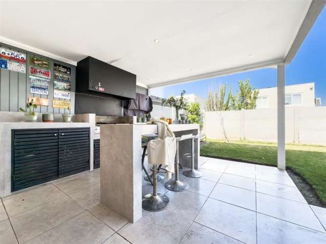 CASA avenida rukan 315