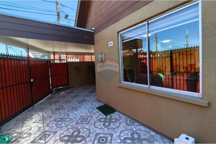 Hermosa casa esquina san pedro de la paz