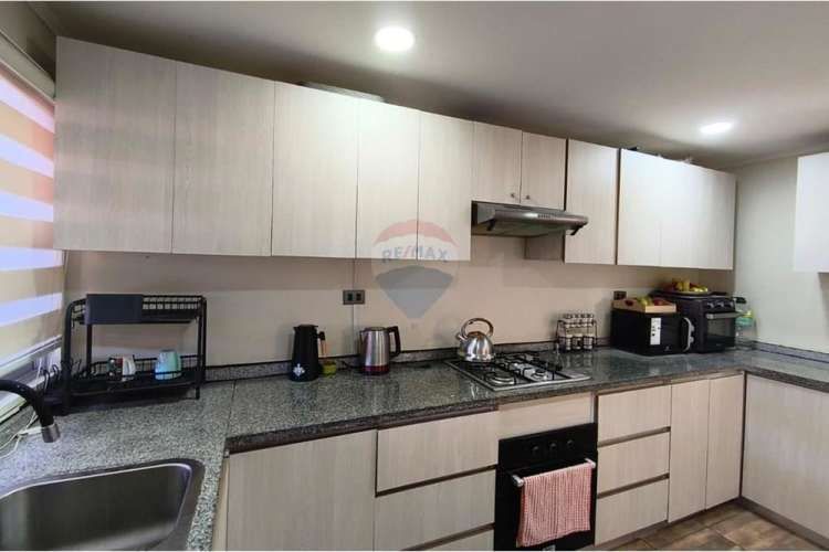 Hermosa casa esquina san pedro de la paz