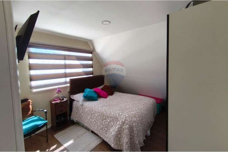 Hermosa casa esquina san pedro de la paz