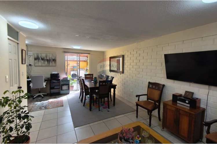 Hermosa casa esquina san pedro de la paz