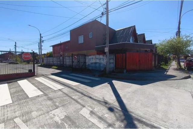 Hermosa casa esquina san pedro de la paz