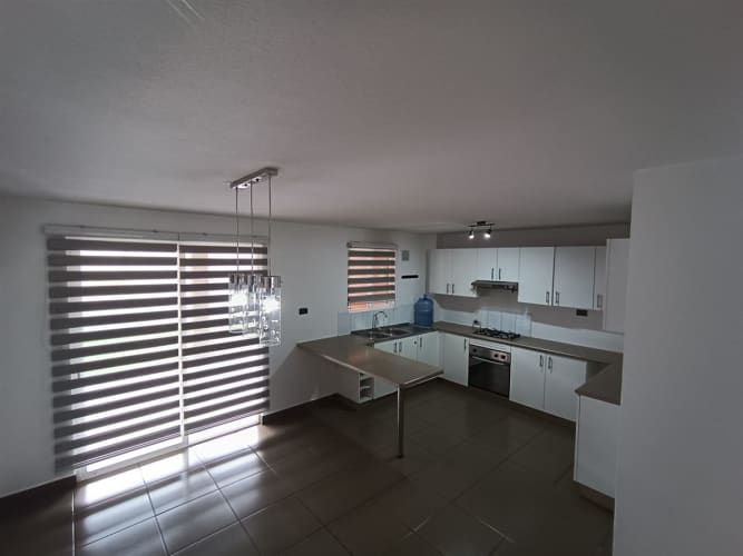 CASA Condominio El Alba de Valle grande