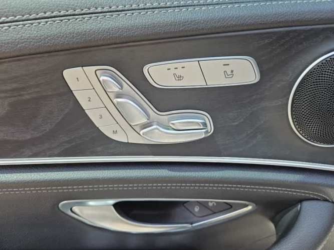 Mercedes Benz E 300 E300 2.0 Aut 2018