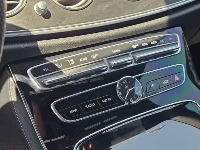 Mercedes Benz E 300 E300 2.0 Aut 2018