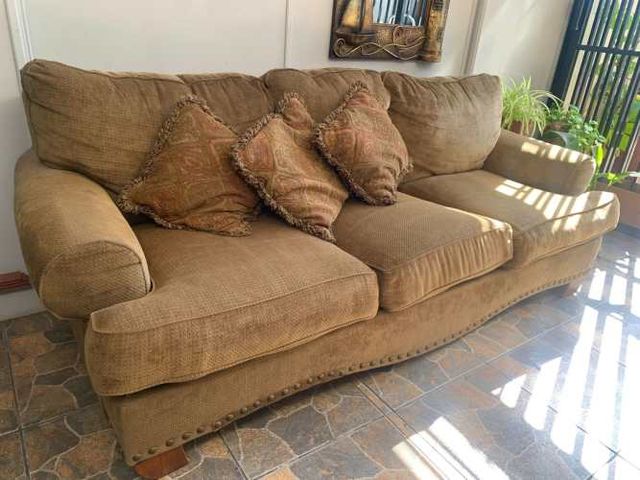 Sofá 3 cuerpos Ashley Furniture