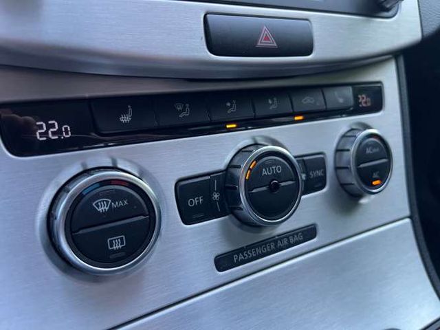 VOLKSWAGEN PASSAT HIGHLINE 1.8 TSI AUT. 2013 SÓLO 73.000 KM.