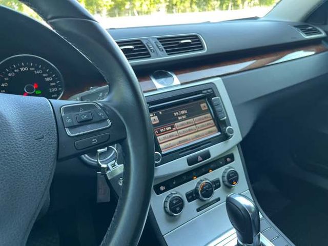 VOLKSWAGEN PASSAT HIGHLINE 1.8 TSI AUT. 2013 SÓLO 73.000 KM.