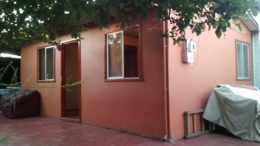 Comoda casa interior independiente