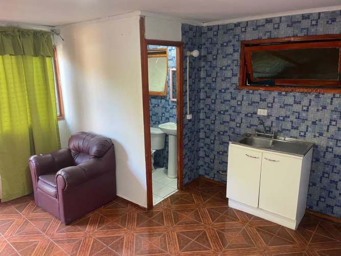 Comoda casa interior independiente