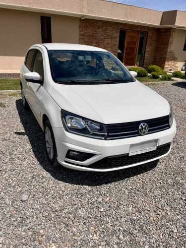 Se vende Volswagen Gol 1.6 Highline, año 2022.