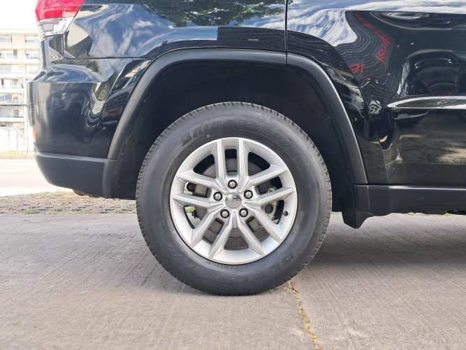 JEEP GRAND CHEROKEE  LAREDO 3.6 4X4 AUT 2018 MANTENCIONES EN MARCA