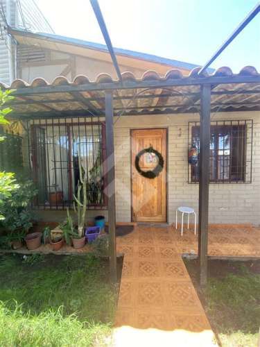 CASA Av Longitudinal / Ingeniero Roberto Llona