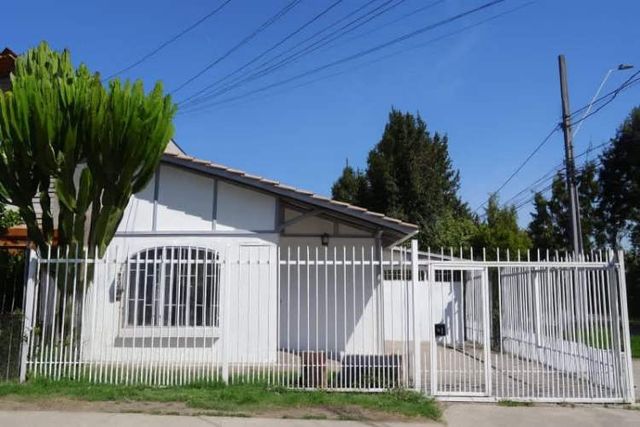 Casa METRO ELISA CORREO.