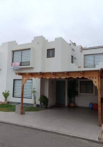 SE VENDE CASA GRANDE COND. BORDEMAR III