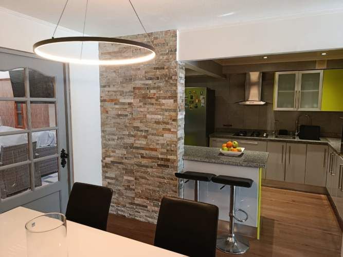 SE VENDE CASA GRANDE COND. BORDEMAR III