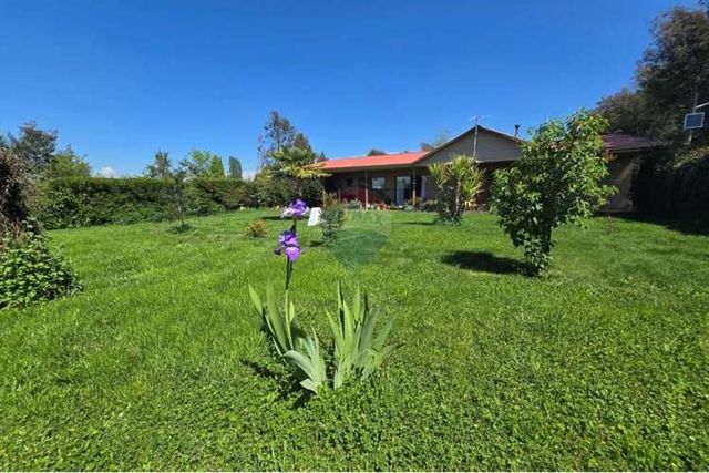 Espectacular casa y parcela en linares