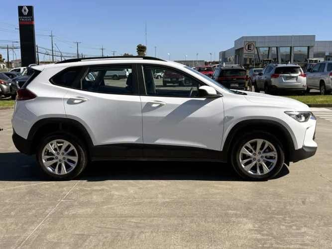 CHEVROLET TRACKER 2024