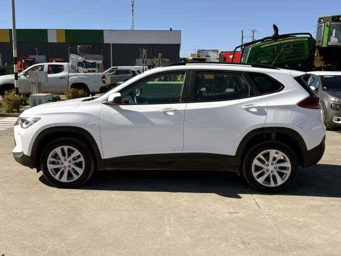 CHEVROLET TRACKER 2024