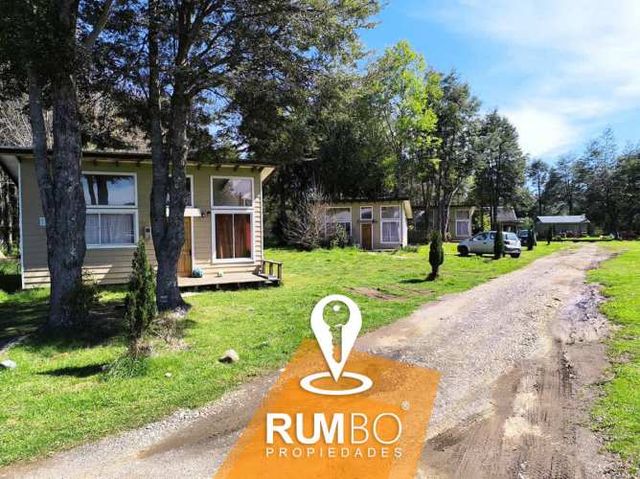 5 Cabañas, 1 Casas, terreno 1 Hectárea en Villarrica