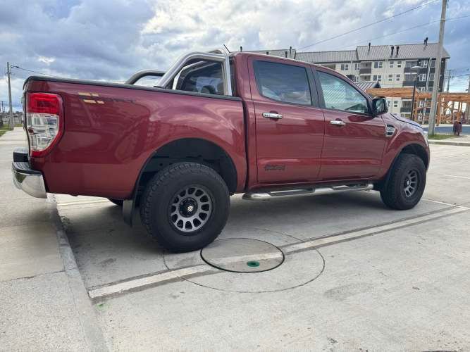 Camioneta en excelente estado