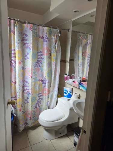 Departamento Con Estacionamiento Excelente Ubicación en Las Condes