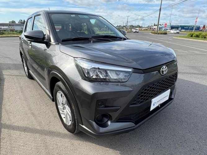 TOYOTA RAIZE 2025